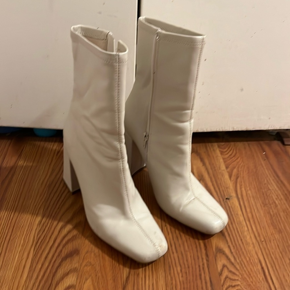 Off white Gogo boots!